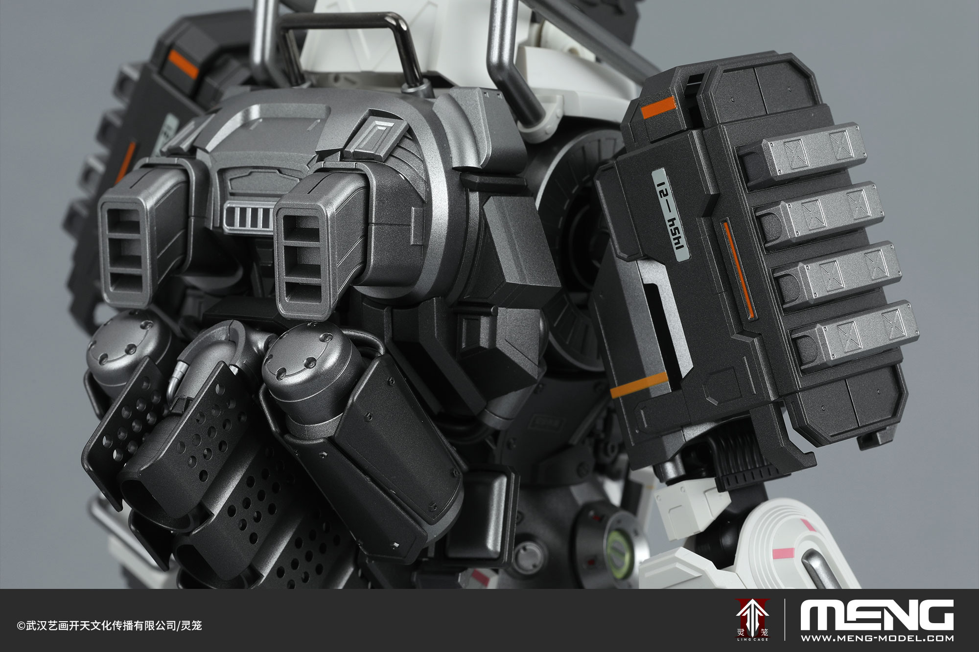 MECHA-010_05.jpg MECHA-010_05.jpg